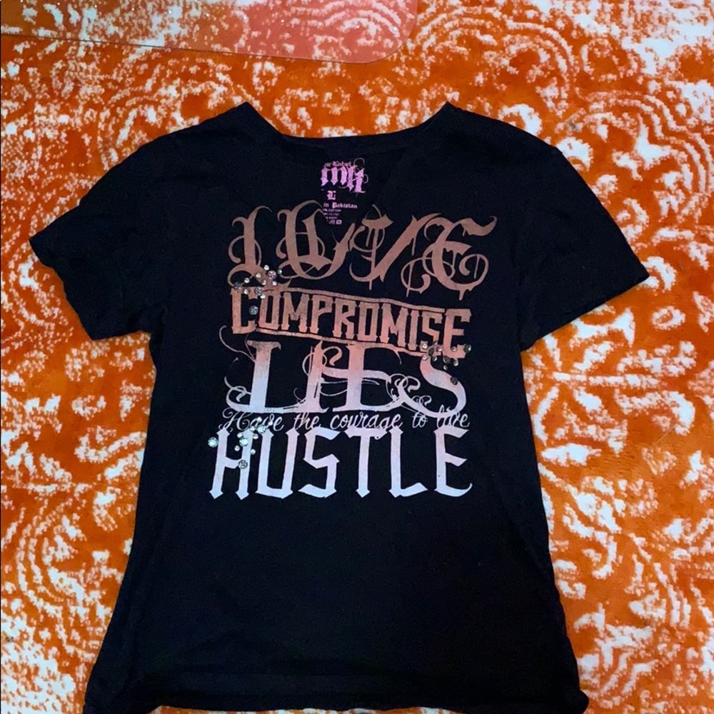 Black tee